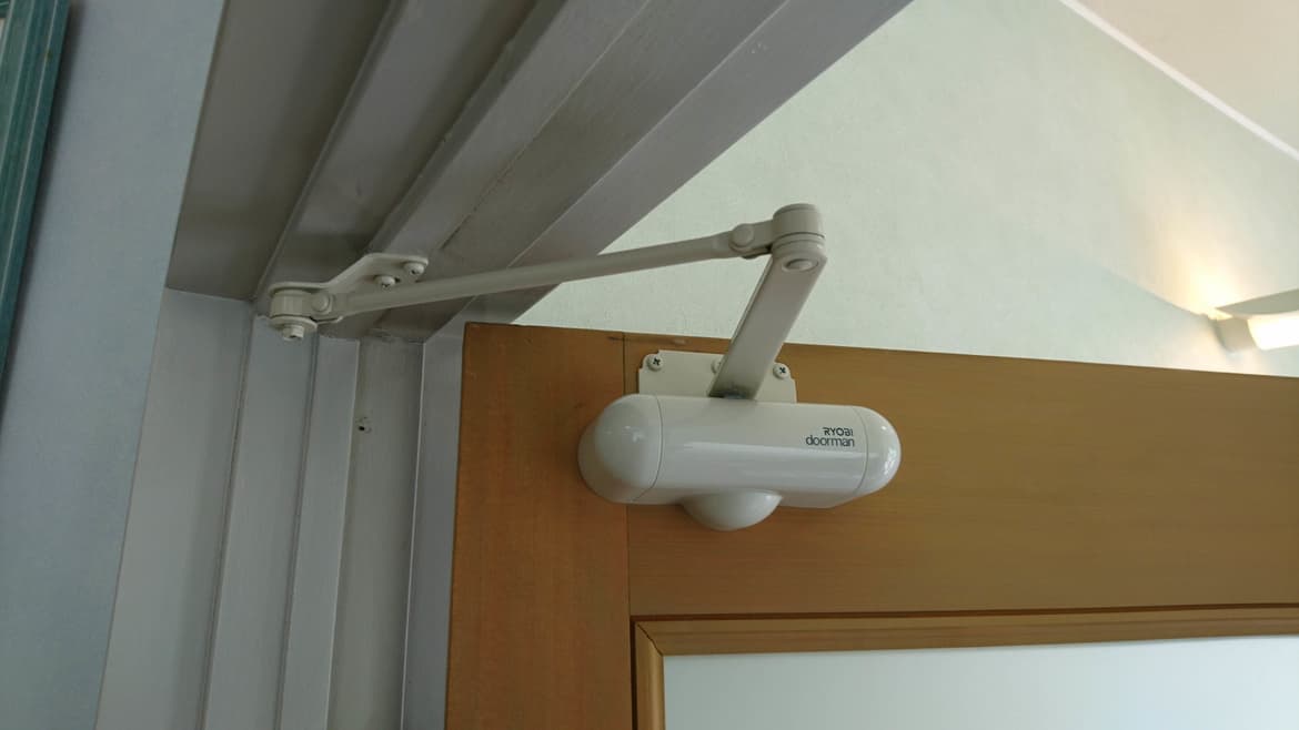 ドアマン取替え 名古屋市中村区 | ドアマン取替えなら建具修理の窓口名古屋市中村区